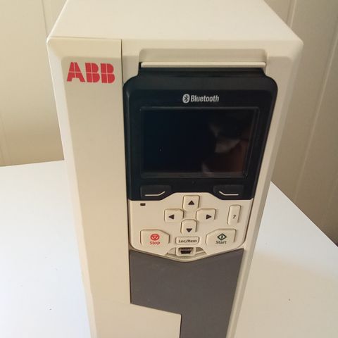 Brukt Frekvensomformer ABB  ACS580-01-04A0-4
