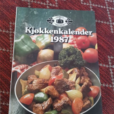 Kjøkkenkalender 1987. Tidenes kokebok. Som ny.