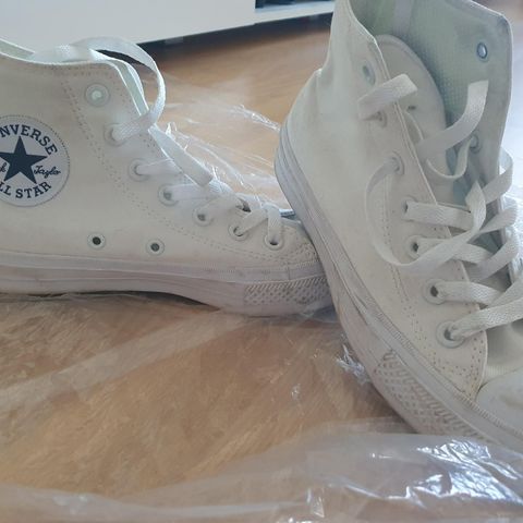 CONVERSE Chuck Taylor sko 37