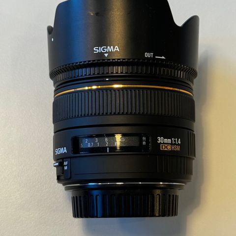 Sigma EX DC HSM 30mm F1.4 til Canon
