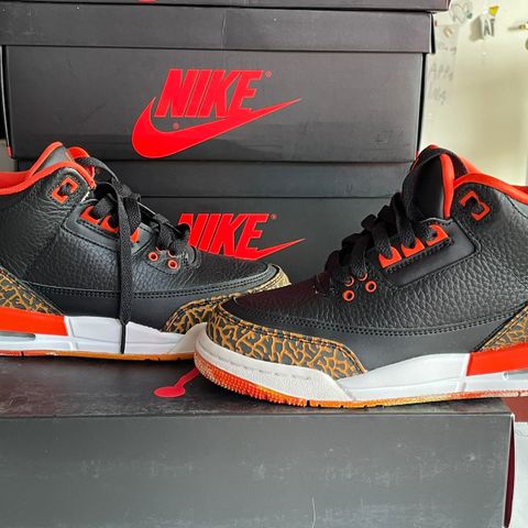 Jordan 3 kumquat