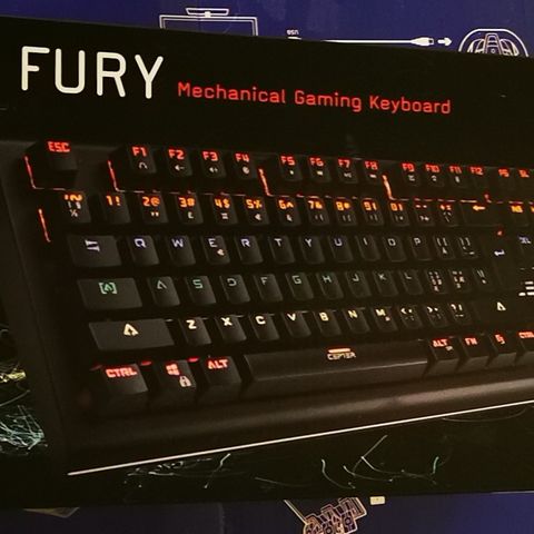Cepter Fury mekanisk gaming tastatur