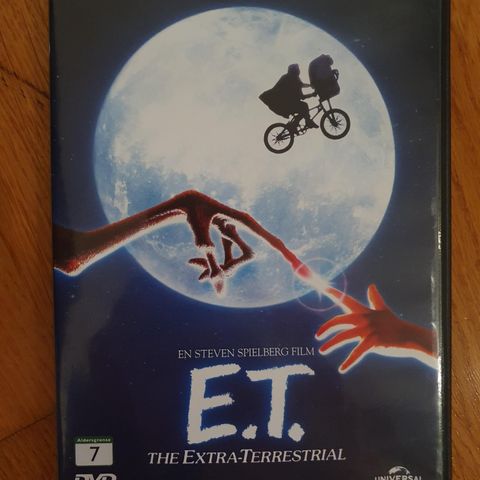 E.T Steven Spielberg