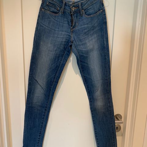 Levis jeans «skinny demi curve» str 24