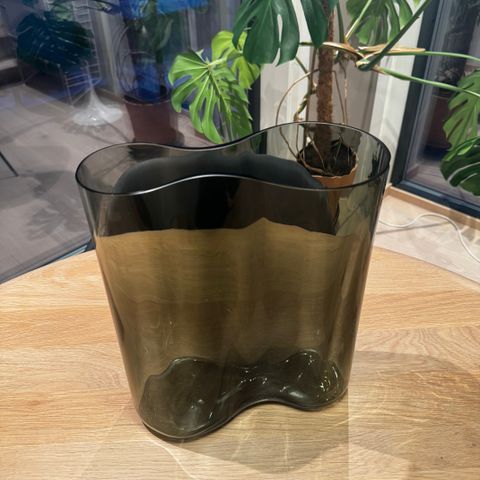 Aer vase 33cm fra Menu/Audo Copenhagen