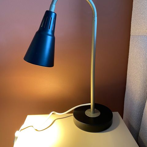 Nattbordslampe - Ikea Kvart B1022