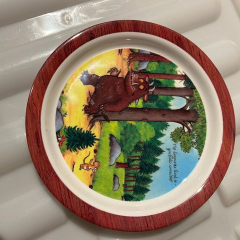 Gruffalo tallerken i melamin selges kr. 50,-