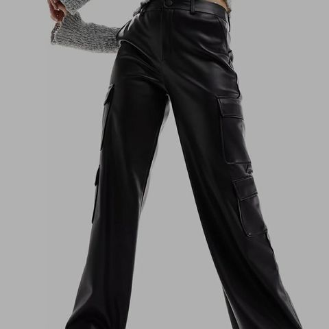 Faux leather cargo pants - stradivarius