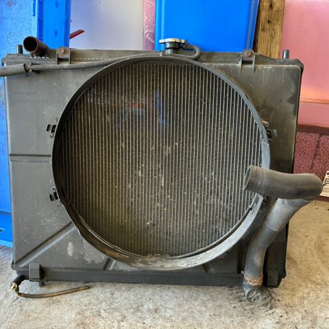 Mitsubishi Pajero gen.3 Radiator