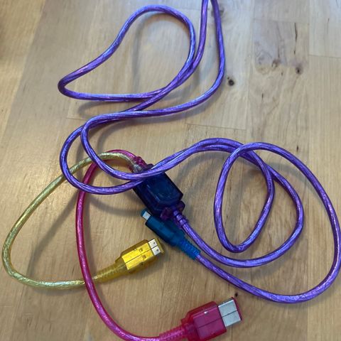 Gameboy Color - gamelink cable