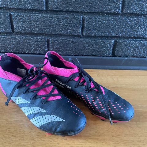 Fotballsko, Adidas  Predator, Multiground, str 38 2/3