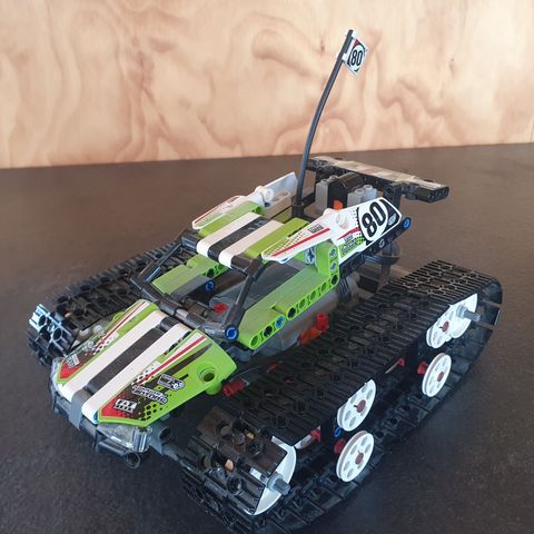 Lego Technic 42065, fjernstyrt beltekjøretøy