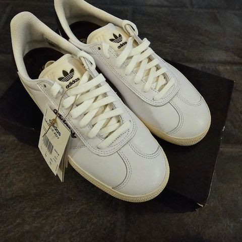 Ny Adidas Gazelle Skate versjon str 40 2/3