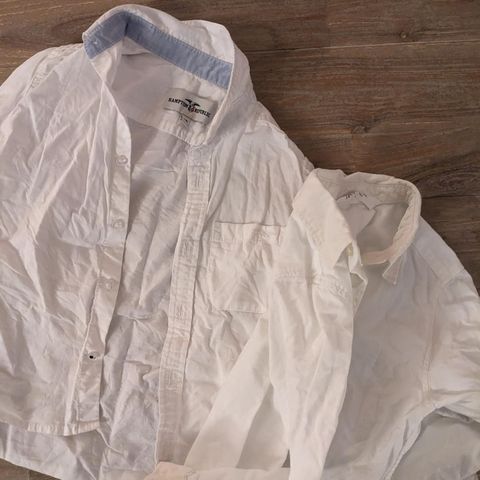 2 hvite skjorter 116
