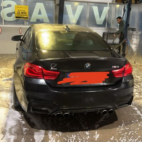 Bmw m4 f82 Carbon diffuser OEM