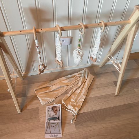 Handmade Babygym i tre