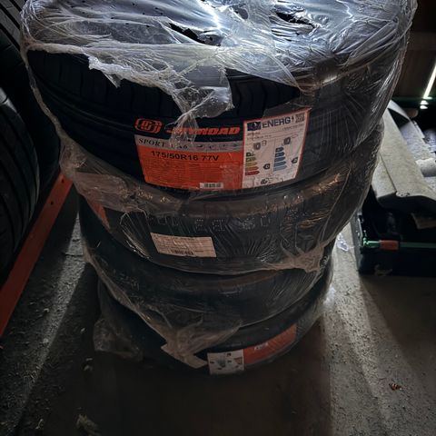 Sommerdekk 175/50R16 77V