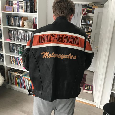 Skinnjakke   Harley Davidson ! 3xxl ! Som ny ! Skreddersydd!