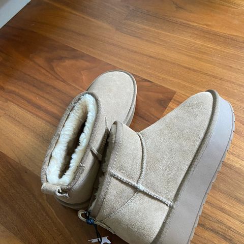 Ugg lignende boots