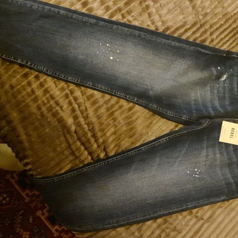 Ny ubrukt dame jeans str 28/32