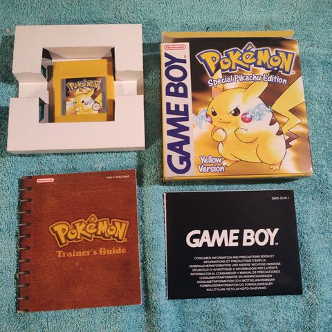 Pokemon yellow / gul komplett og i mint condition