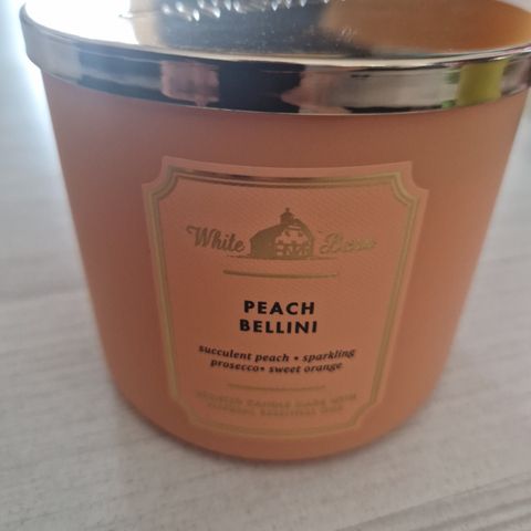 DUFTLYS FRA BATH & BODY WORKS: PEACH BELLINI