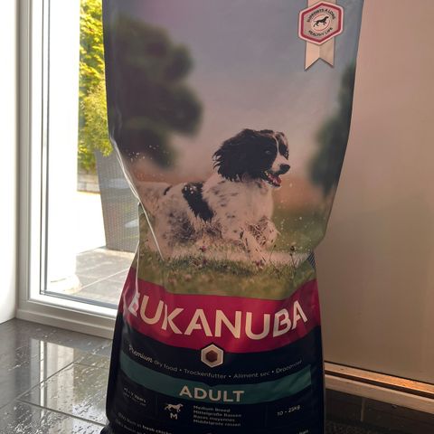 Eukanuba adult - Medium breed - +1-7år