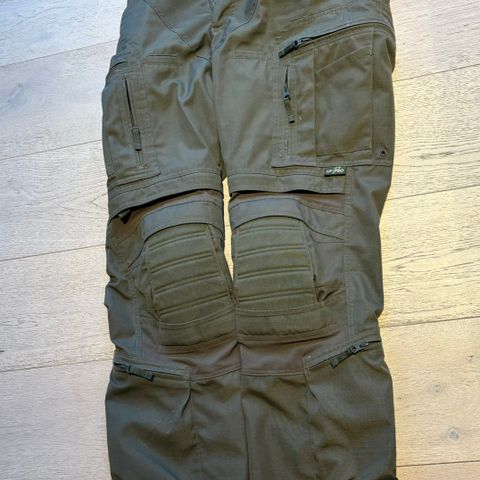 UF PRO Striker XT combat pants