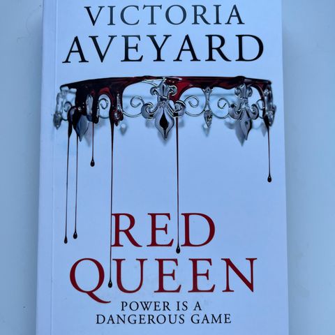 Red Queen av Victoria Aveyard