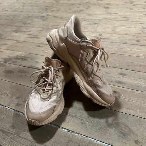 Adidas Ozweego sko