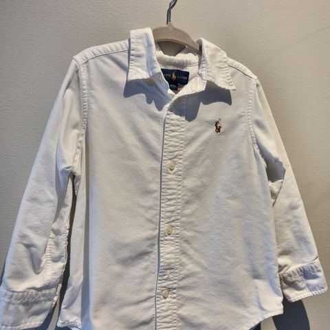 POLO Ralph Lauren skjorte
- Hvit
