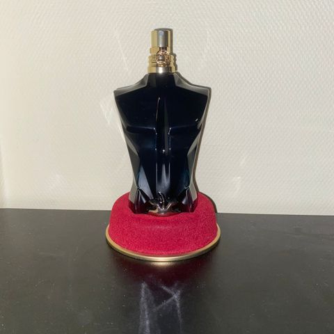 JPG Le beau le parfum