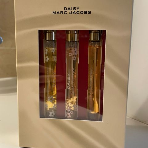 Daisy Marc Jacobs parfyme sett, edt alle tre