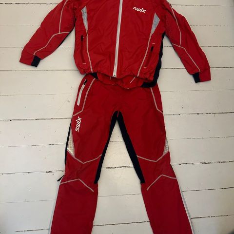 Swix skidress str 8-10 år