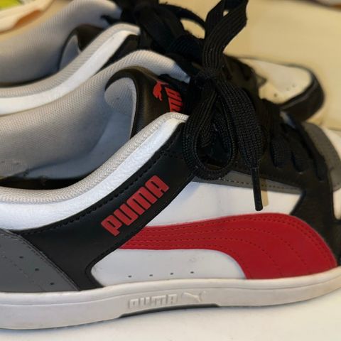 Puma sko str 40