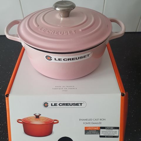 LE CREUSET gryte i lys rosa