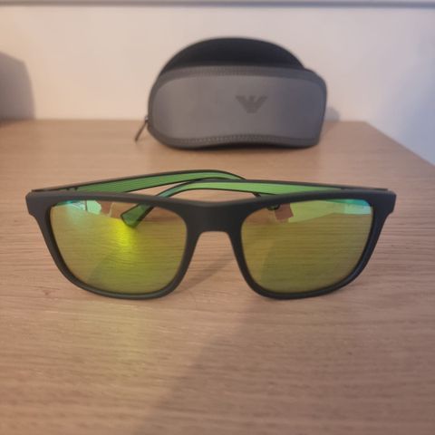 Solbriller av Armani