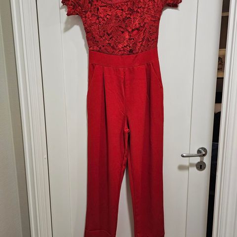 Jumpsuit fra Wal G str. 38