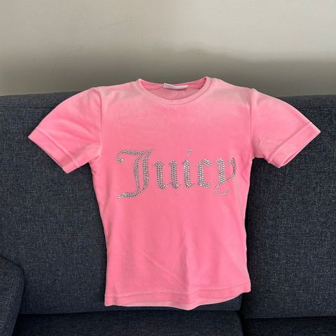 Pent brukt Juicy Couture t-skjorte selges, Str, xs