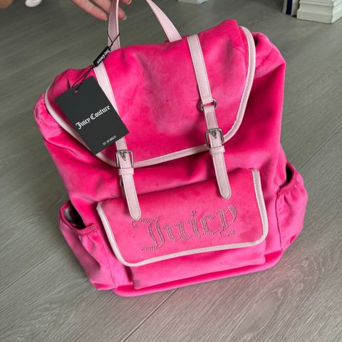 Unik JUICY COUTURE sekk. Brukt 1 gang.