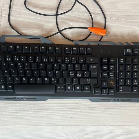 Deltaco Gaming DK120 tastatur selges