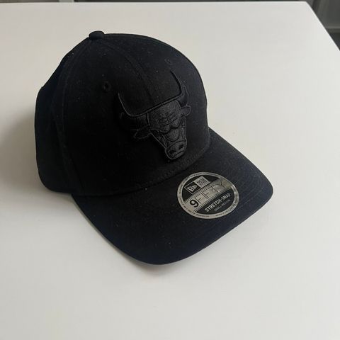 Caps New era bulls