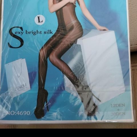 Sexy bodystocking i farge hvit, blå og nude. Uåpnet pakke!!!