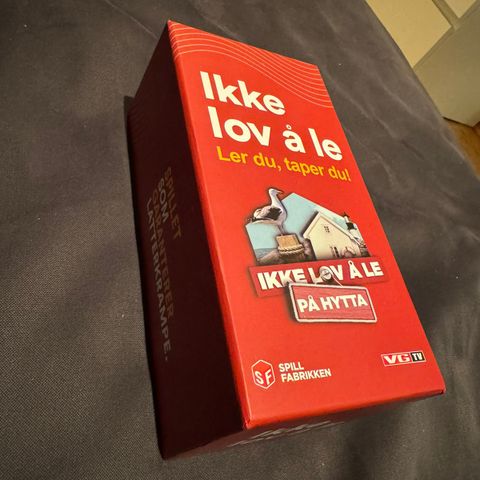 ikke lov å le på hytta