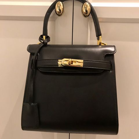 Classic Leather Bag