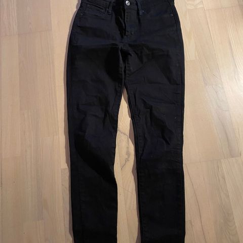 Levis 721 High Rise Skinny jeans