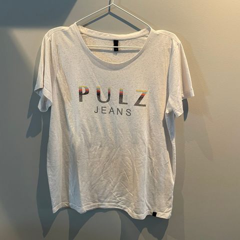 T-shirt fra Pulz jeans