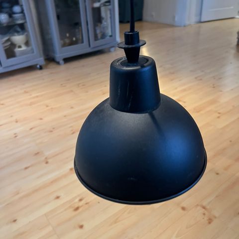 lampe fra Ikea