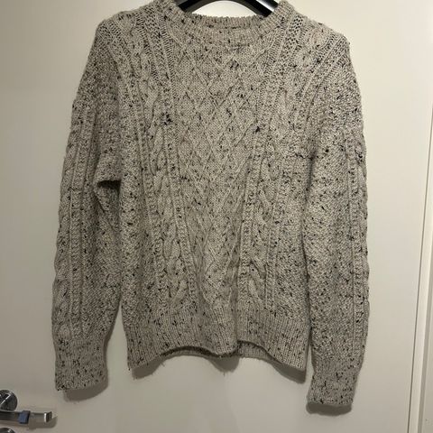 Moby sweater