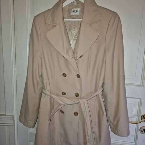 Str 38  Mexx trench coat